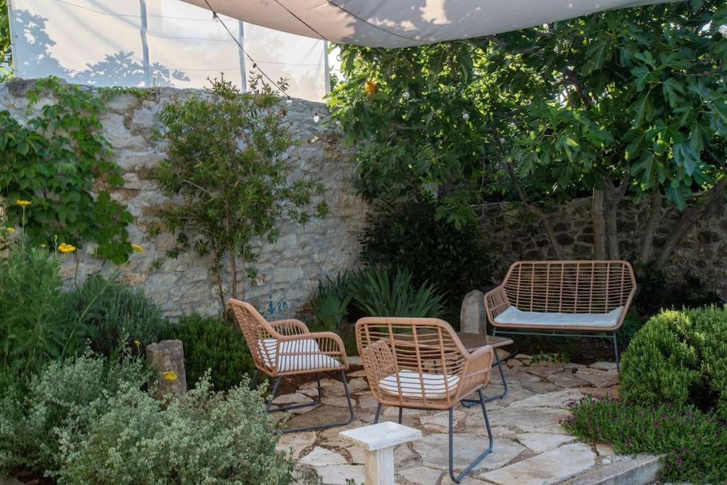 Villa Stone House Kula Milica Mala Cista Exterior foto